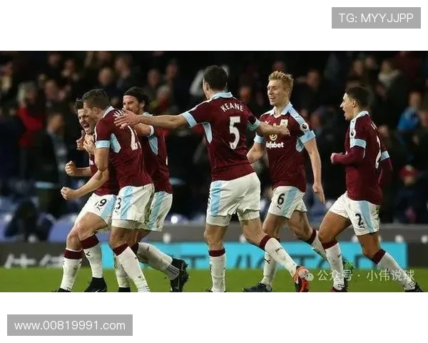 伯恩茅斯传奇重返俱乐部，助力球队未来发展和战略调整