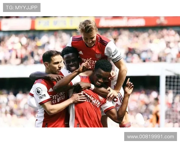 努涅斯与伊萨克：新生代中锋成长路径对比分析