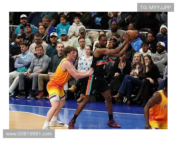 斯科蒂·巴恩斯三分提升显著，替补效率超越首发对手