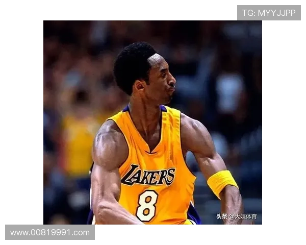 科比无球跑动撕裂防线，关键回合得分结构重塑湖人战术